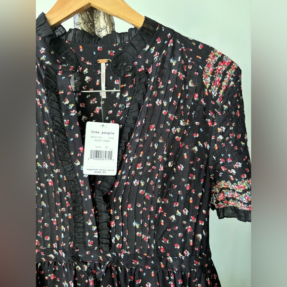 NWT💥Free People Floral Black maxi Dress XS - Picture 5 of 6